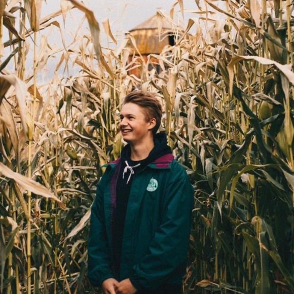 Meet your Posher, Eric - Picture 1 of 1